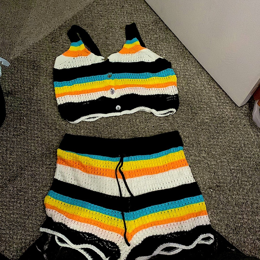 Multi color crochet short set